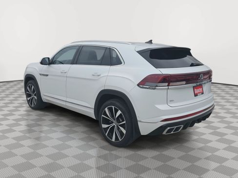 Certified 2024 Volkswagen Atlas Cross Sport SEL Premium R-Line AWD/4WD image 9