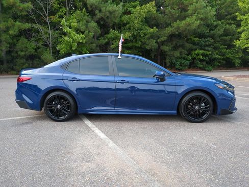 Used 2026 Toyota Camry SE w/ Multimedia Upgrade Package FWD image 3