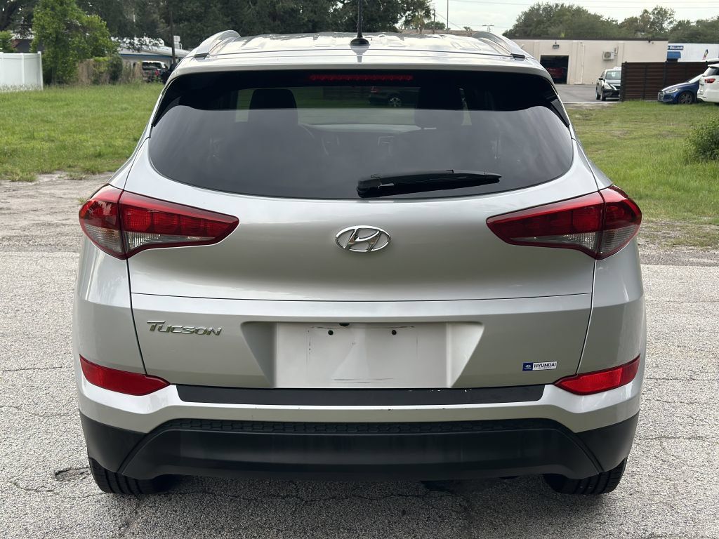 Used 2017 Hyundai Tucson SE w/ SE Popular Package 02 FWD image 13
