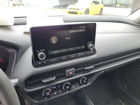 Used 2025 Honda HR-V LX image 28