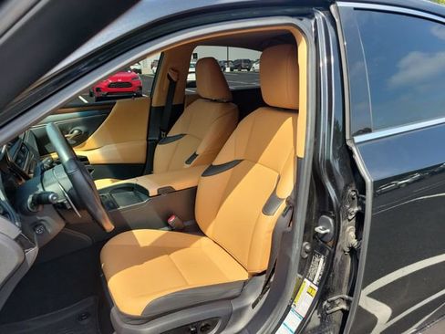 Used 2024 Lexus ES 250 w/ Premium Package AWD/4WD image 20