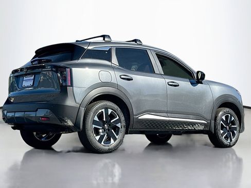 New 2026 Nissan Kicks SV w/ SV Premium Package image 2