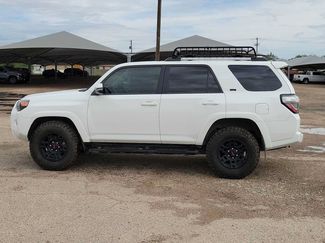 Used 2023 Toyota 4Runner SR5 Premium w/ Moonroof Package AWD/4WD video 5