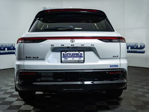 New 2026 Toyota Crown Signia image 5