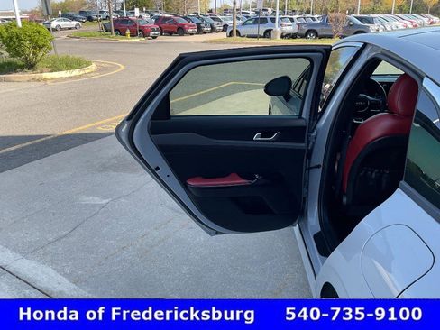 Used 2024 Kia K5 GT-Line image 16