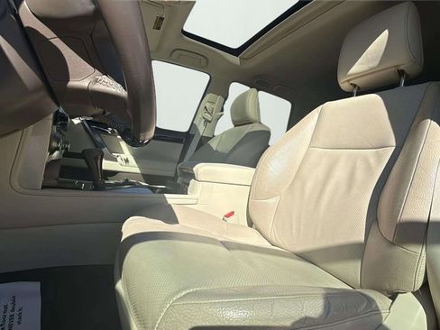 Used 2019 Lexus GX 460 image 11