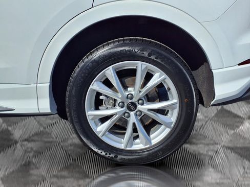 Used 2025 Audi Q3 2.0T Premium image 22