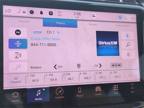 Used 2024 Jeep Grand Cherokee L Limited image 13