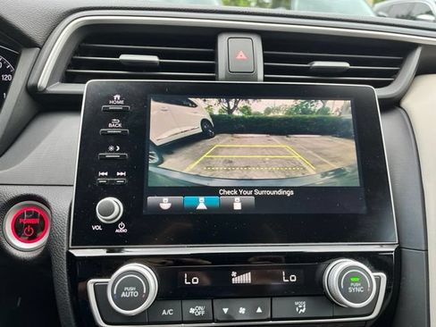 Used 2019 Honda Insight Touring image 12