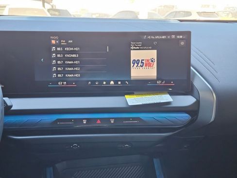 Certified 2026 BMW X3 xDrive30i w/ M Sport Package AWD/4WD image 11