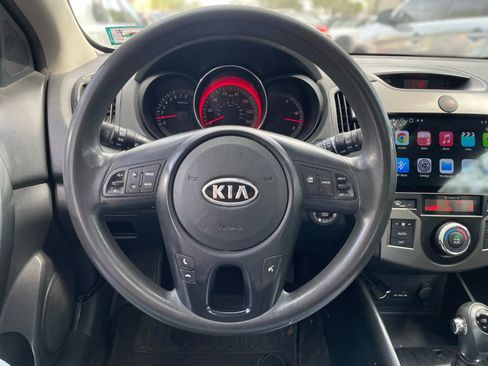Used 2013 Kia Forte Koup EX w/ Tech Pkg image 15