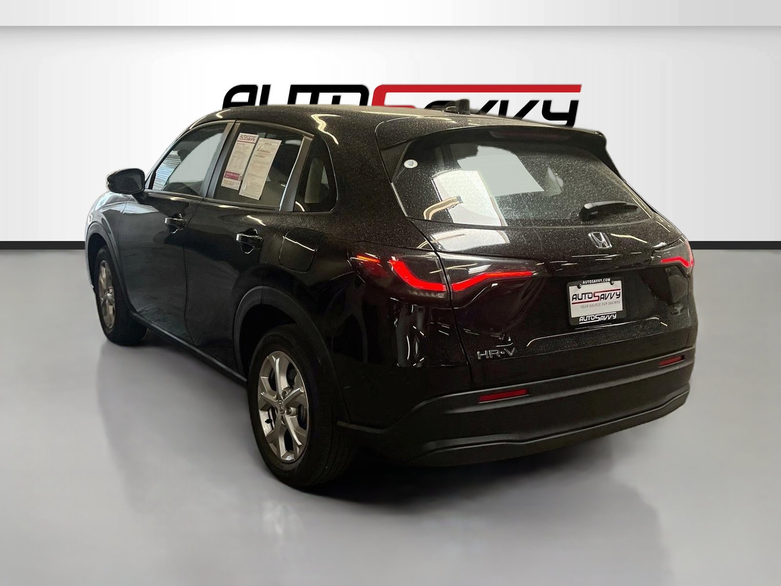 Used 2025 Honda HR-V LX image 5