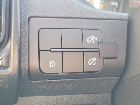New 2025 RAM ProMaster 1500 w/ Premium Convenience Group FWD image 20