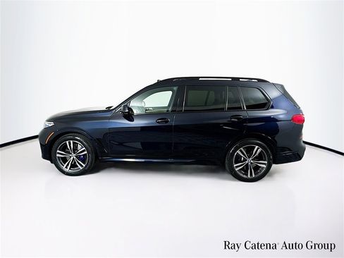 Used 2022 BMW X7 M50i image 4
