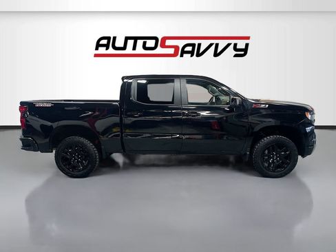 Used 2024 Chevrolet Silverado 1500 LT Trail Boss w/ LT Trail Boss Premium Package AWD/4WD image 8