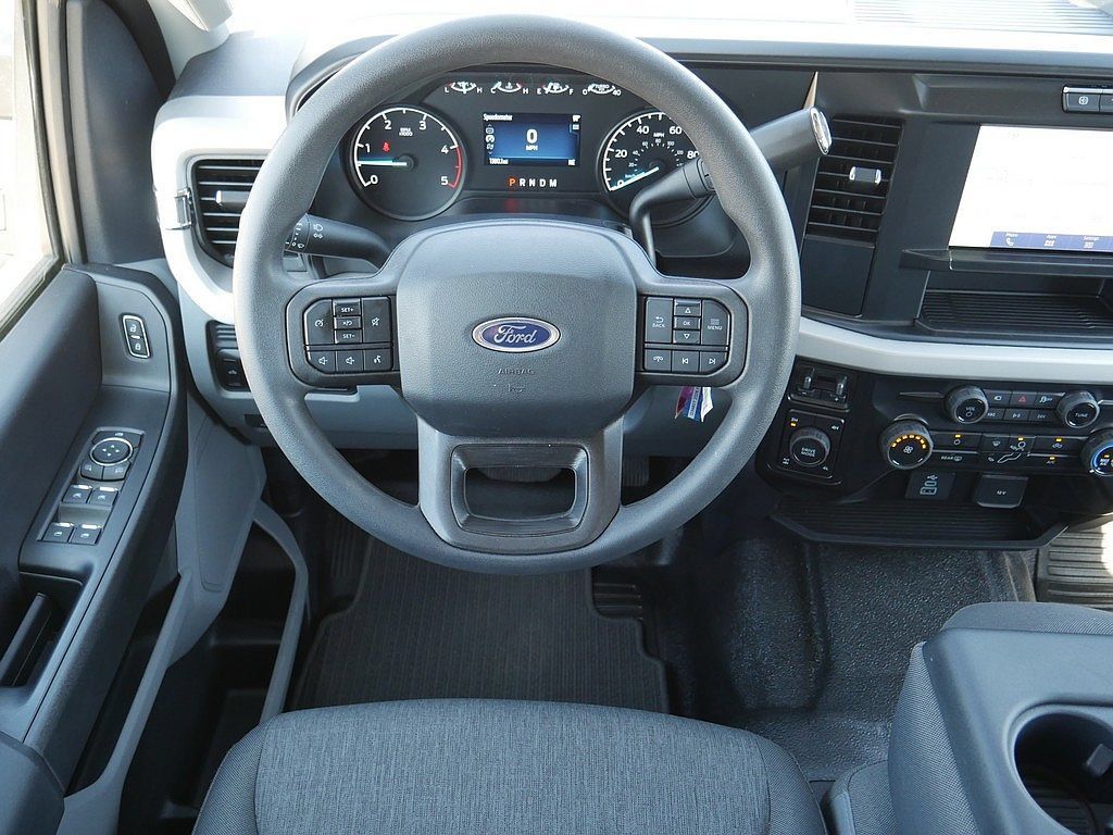 New 2026 Ford F350 XL w/ 360-Degree Camera Package AWD/4WD image 18