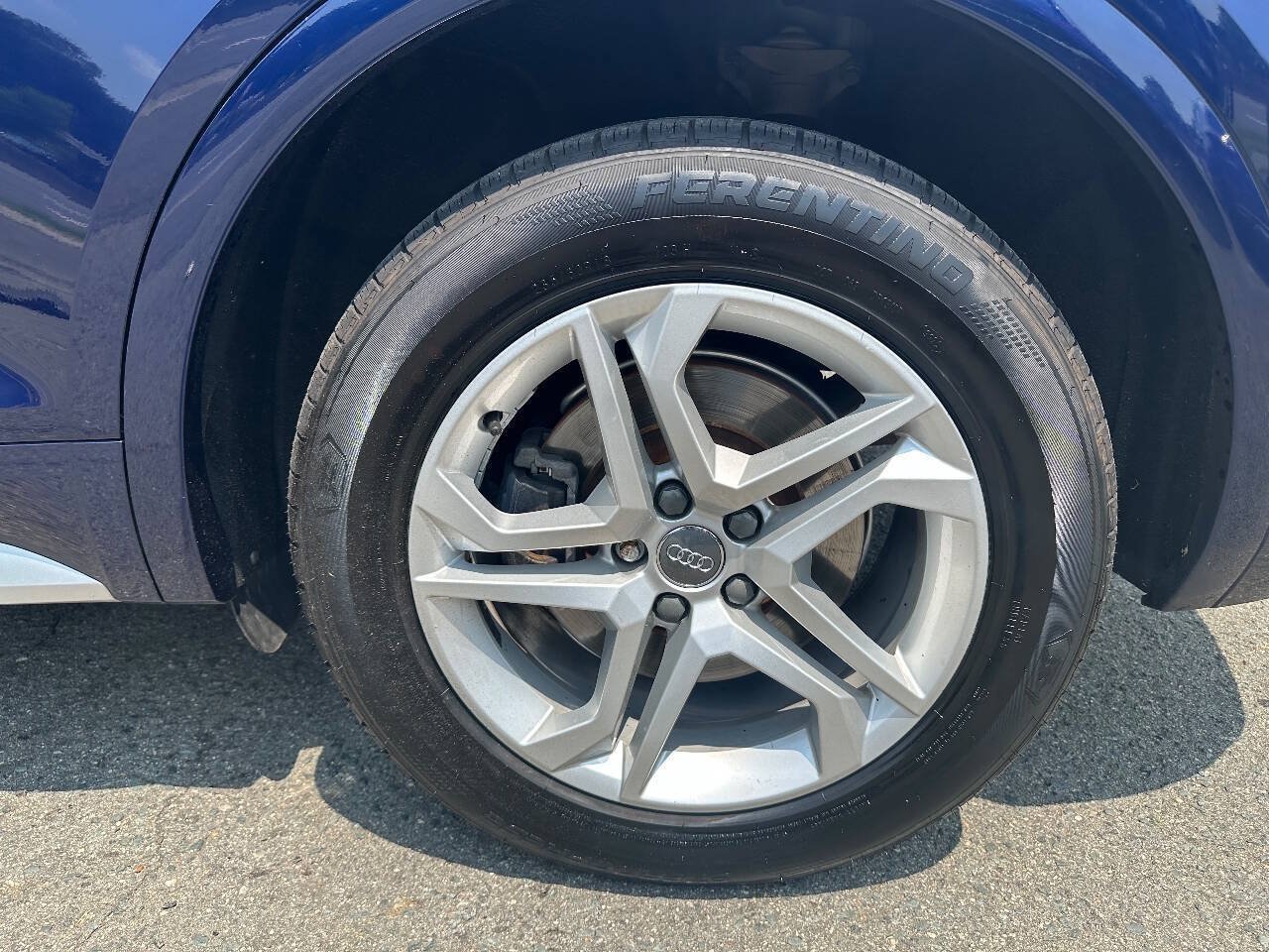Used 2019 Audi Q5 2.0T Premium w/ Convenience Package AWD/4WD image 17