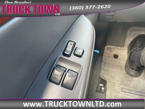 Used 2006 Toyota Solara SLE FWD image 15