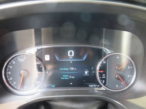 Used 2019 GMC Acadia Denali w/ Technology Package AWD/4WD image 15