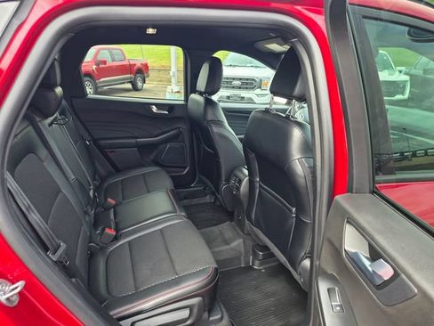 Used 2024 Ford Escape ST-Line w/ Tech Pack #1 AWD/4WD image 12
