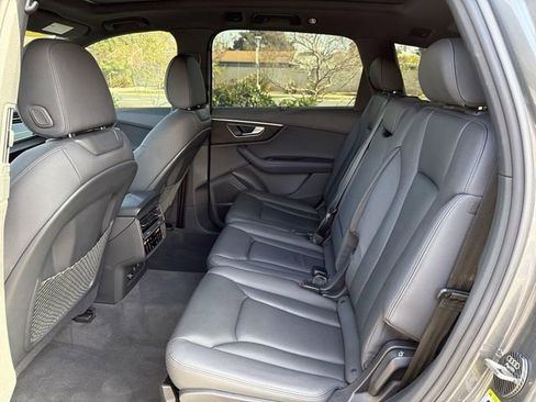 Used 2023 Audi Q7 2.0T Premium Plus w/ Premium Plus Package AWD/4WD image 26