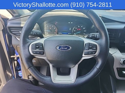 Used 2023 Ford Explorer XLT RWD image 10
