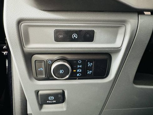 Used 2025 Ford F150 XLT w/ Equipment Group 301A Standard RWD image 9