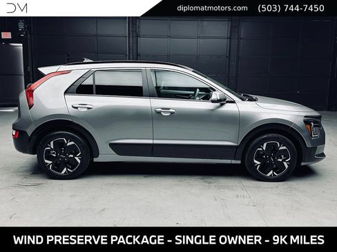 Used 2023 Kia Niro Wind w/ Wind Preserve Package FWD image 6