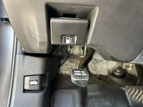 Used 2023 Nissan Altima 2.5 SR FWD image 25