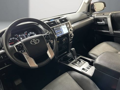 Used 2022 Toyota 4Runner SR5 Premium w/ Moonroof Package RWD image 13