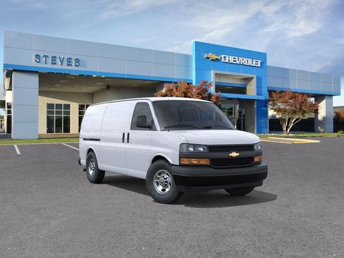 New 2026 Chevrolet Express 2500 RWD image 1
