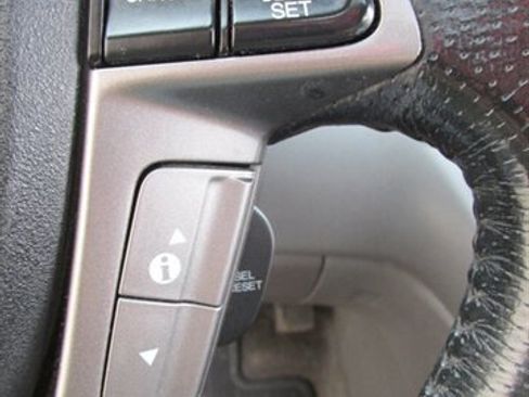 Used 2015 Honda Odyssey Touring Elite image 34