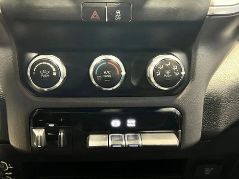 Used 2023 RAM 2500 Big Horn w/ Cold Weather Group AWD/4WD image 45