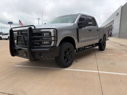 Certified 2024 Ford F250 XL w/ STX Appearance Package AWD/4WD image 8