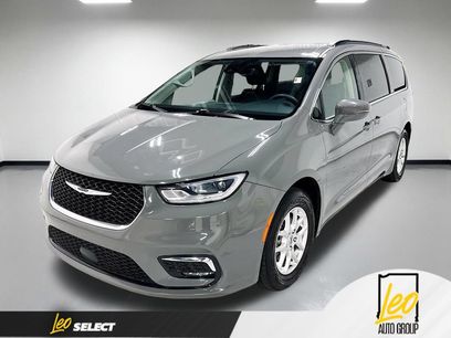 Used 2022 Chrysler Pacifica Touring-L