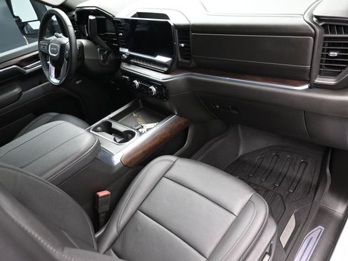 Used 2024 GMC Sierra 3500 SLT w/ SLT Convenience Package image 41