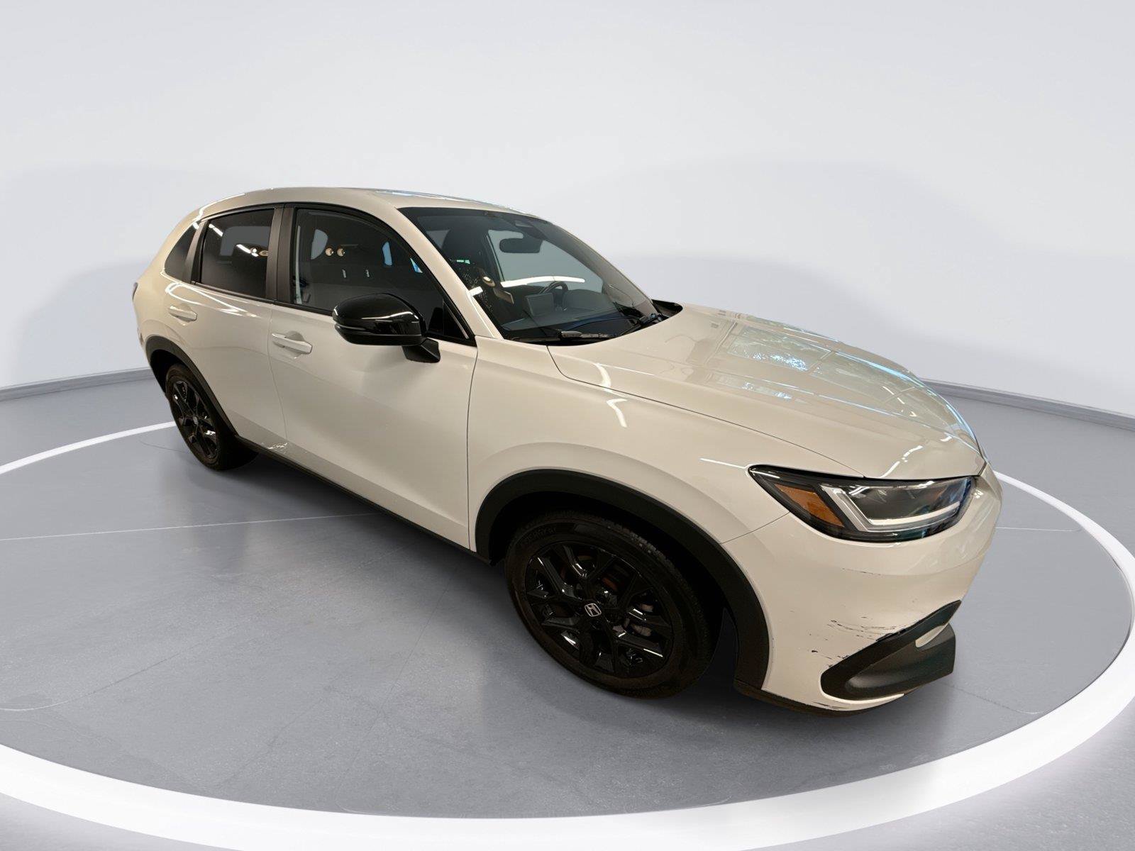 Used 2024 Honda HR-V Sport image 1