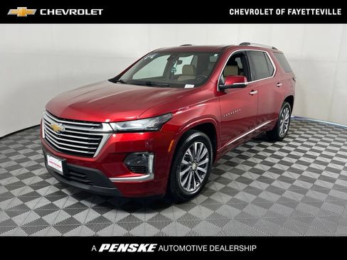 Certified 2022 Chevrolet Traverse Premier AWD/4WD image 1