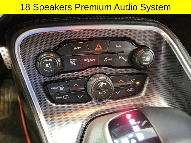 Used 2015 Dodge Challenger R/T Scat Pack w/ Leather Interior Group RWD image 16