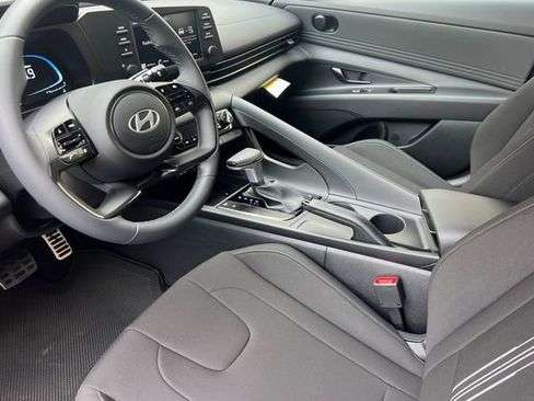 New 2026 Hyundai Elantra Sport image 10