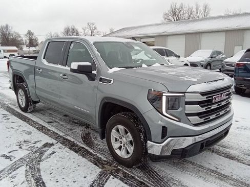 Used 2023 GMC Sierra 1500 SLE image 4