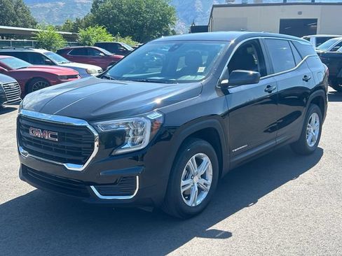 Used 2024 GMC Terrain SLE AWD/4WD image 9