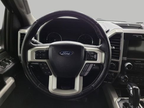 Used 2019 Ford F150 Lariat w/ Equipment Group 502A Luxury image 5