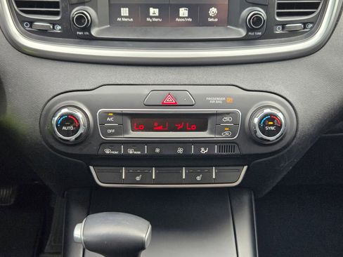 Used 2020 Kia Sorento LX w/ LX I4 Convenience Package FWD image 18