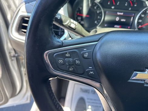 Used 2021 Chevrolet Equinox Premier FWD image 18