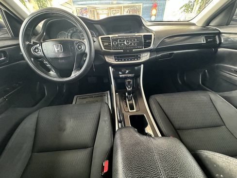 Used 2014 Honda Accord Sport image 18