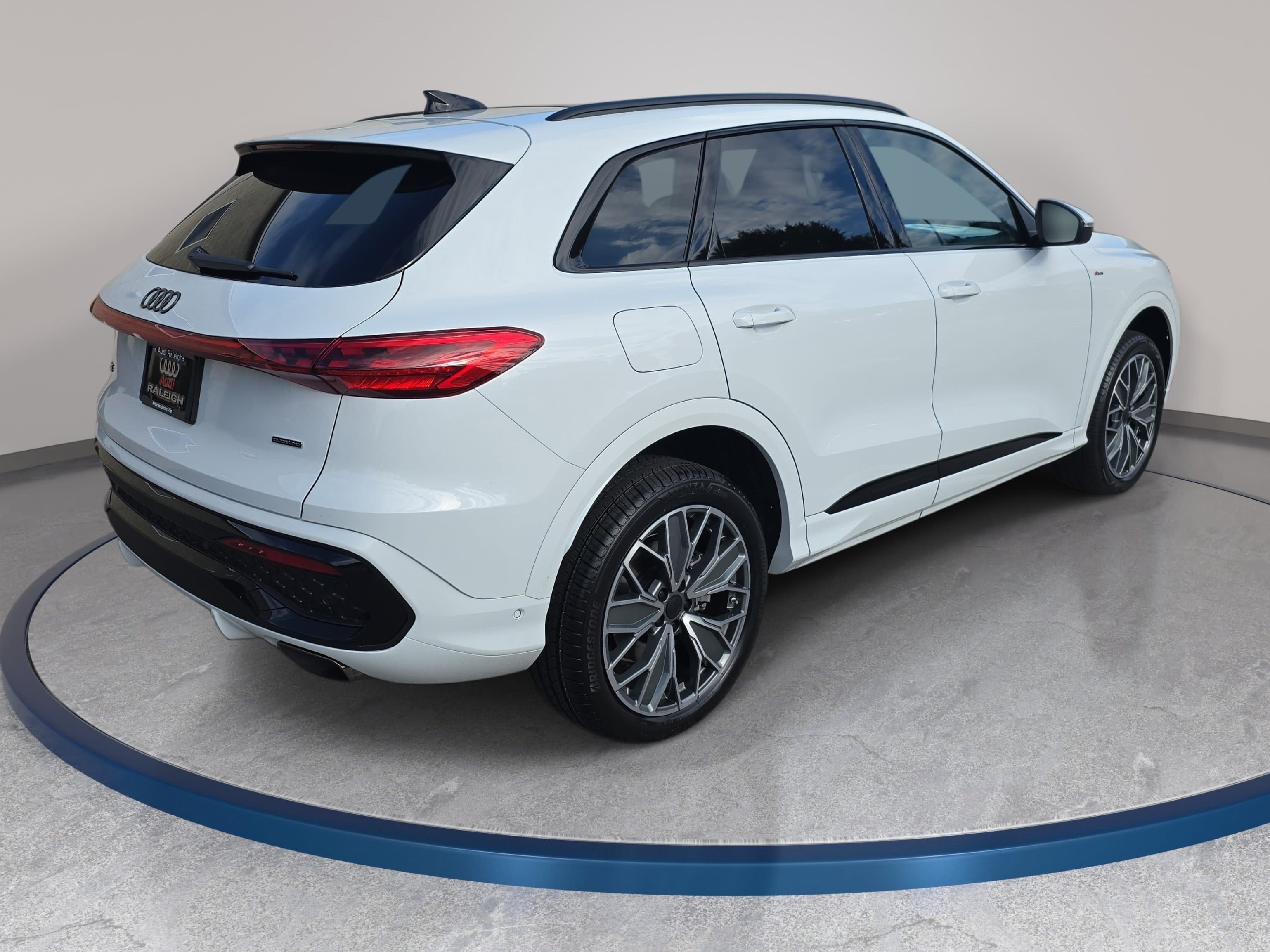 New 2026 Audi Q5 Premium Plus AWD/4WD image 5