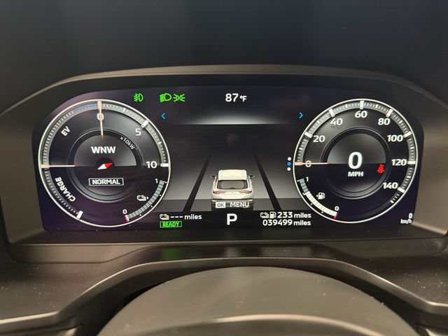 Used 2024 Mitsubishi Outlander 4WD Plug-In Hybrid image 32