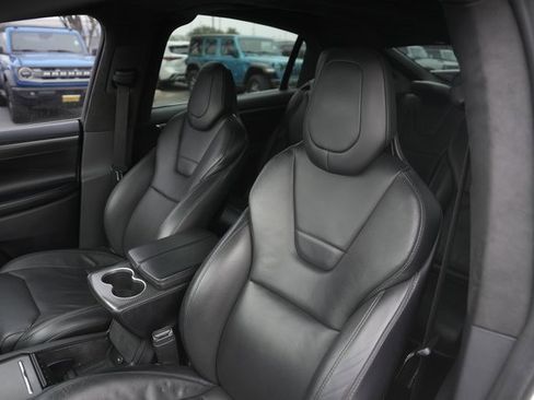 Used 2017 Tesla Model X 90D image 10