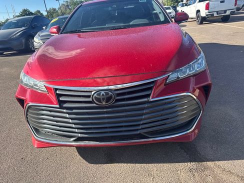 Used 2021 Toyota Avalon XLE w/ Moonroof Package FWD image 5